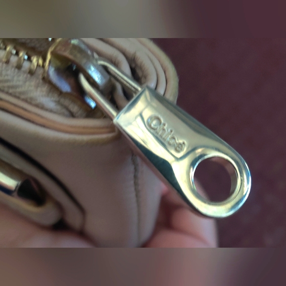 Chloe Compact Zippy Bifold Bow Wallet Beige - Picture 7 of 9